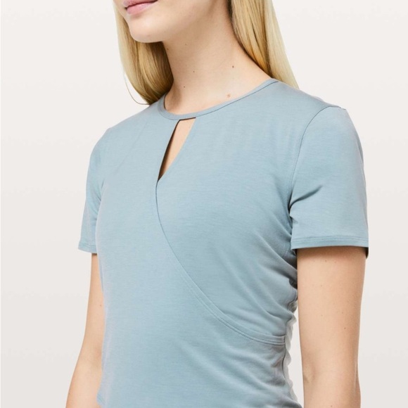 Lululemon Round Trip Short Sleeve
Blue Cast size 6 - Picture 3 of 5
